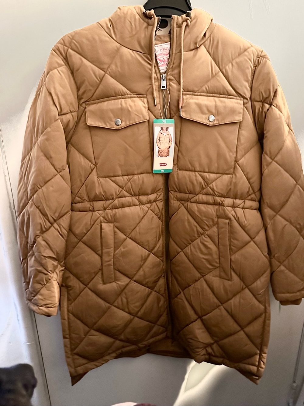 NEW WITH TAGS | Levi's Soft Sherpa Lined Diamond Quilted Long Parka Jacket | XL